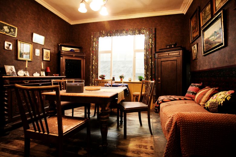 Familien-sørensen-stue-arbejdermuseet