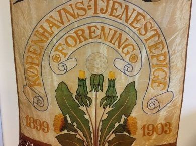 Københavns Tjenestepige Forening – fanebillede