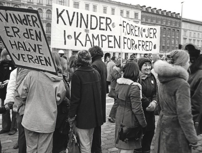 Kvindeliv - Ud af skyggen>