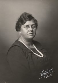 Helga Larsen i 1920’erne