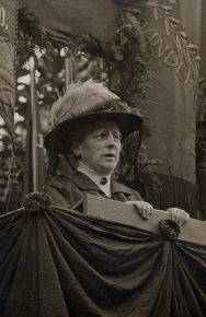 Nina Bang talerstol 1920’erne