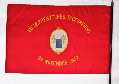 Vattæppesyernes fagforenings fane fra 1917