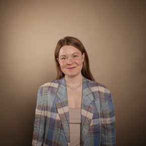 Christine, GirlTalk